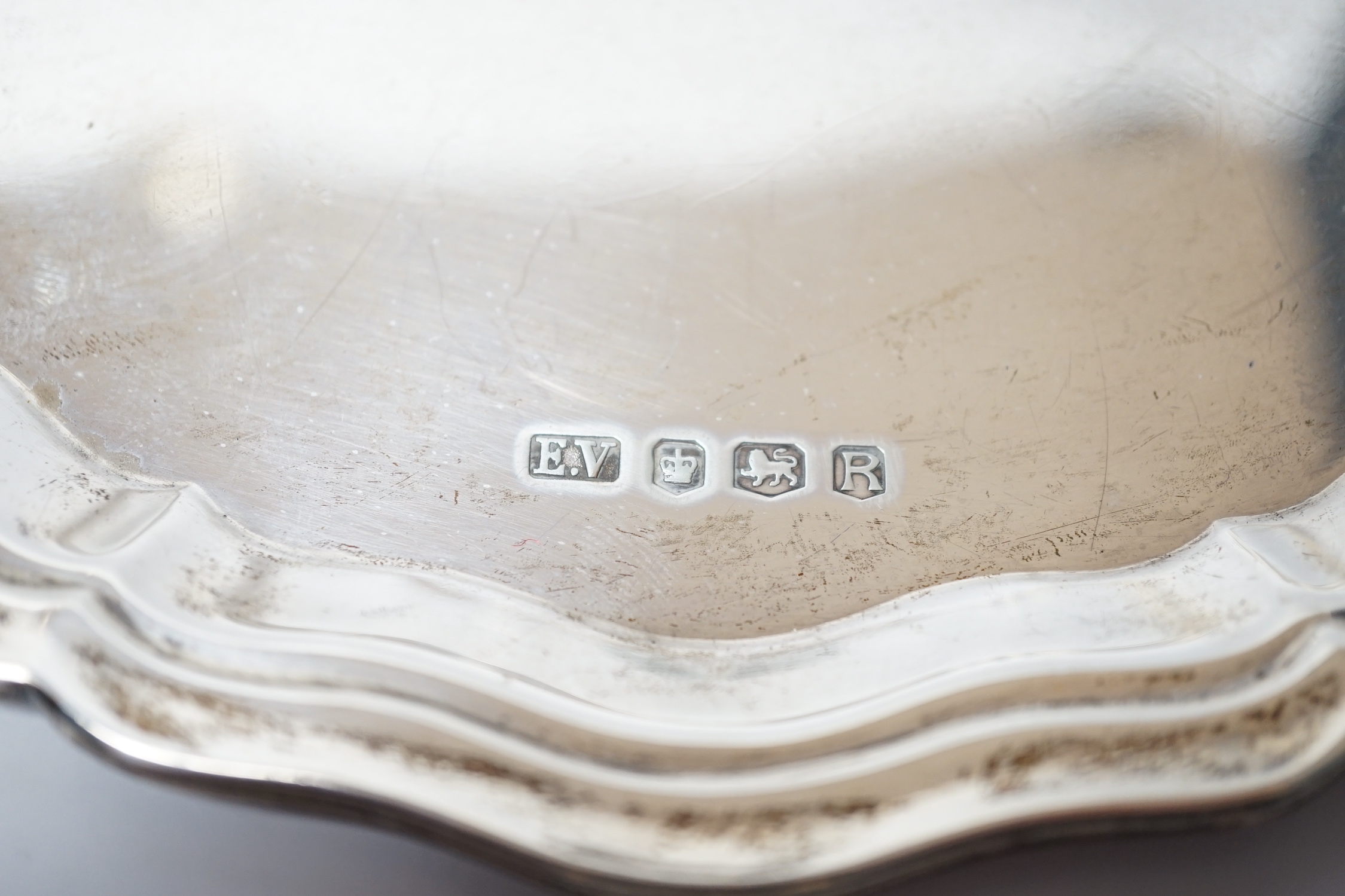 An Elizabeth II silver waiter, Viners Ltd, Sheffield, 1959, 20.2cm, 9.5oz.